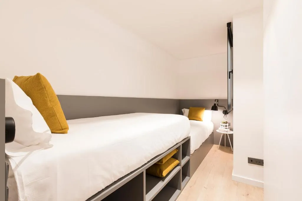 APARTMENT THREE BEDROOMS Room, Aspasios Sagrada Familia Apartments, Barcelona