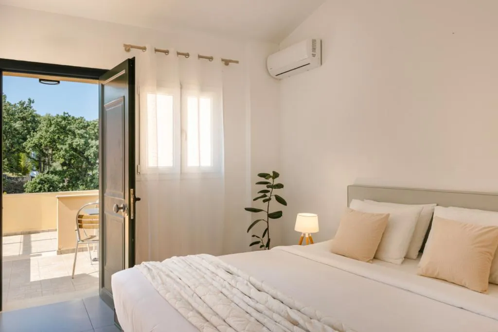 SINGLE GARDEN VIEW Room, Century Resort, Corfu