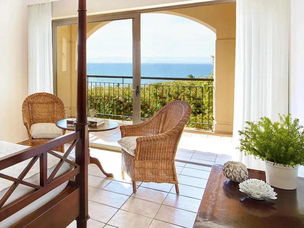 FAMILY ROOM SEA VIEW Room, Grecotel LUXME Oasis, Athens