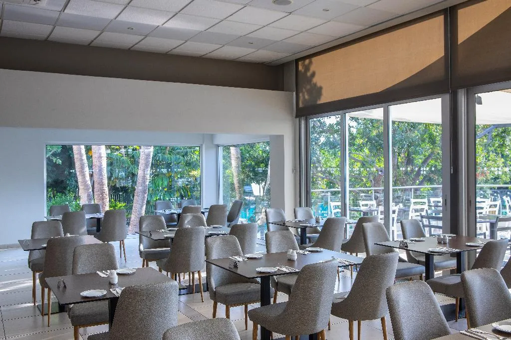 Restaurant, Mayfair  Hotel, Cyprus