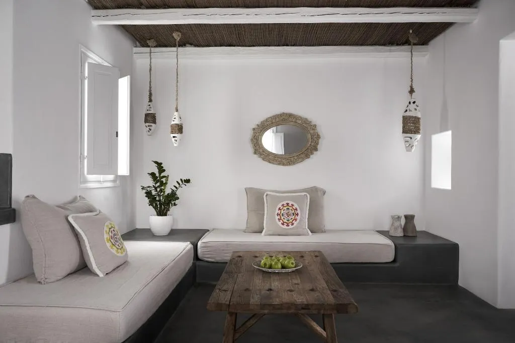 Room, Makris Beach Hotel, Santorini