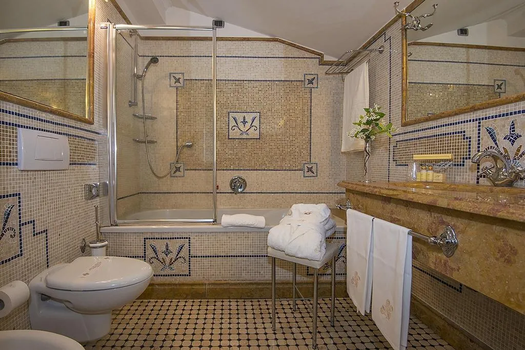 SUITE TWO BEDS Room, Liberty, Catania