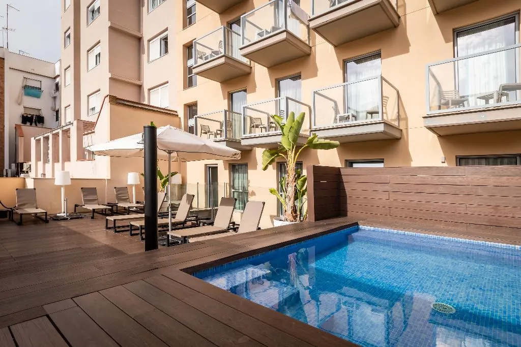 Pool, Arya Stadium Hotel, Barcelona