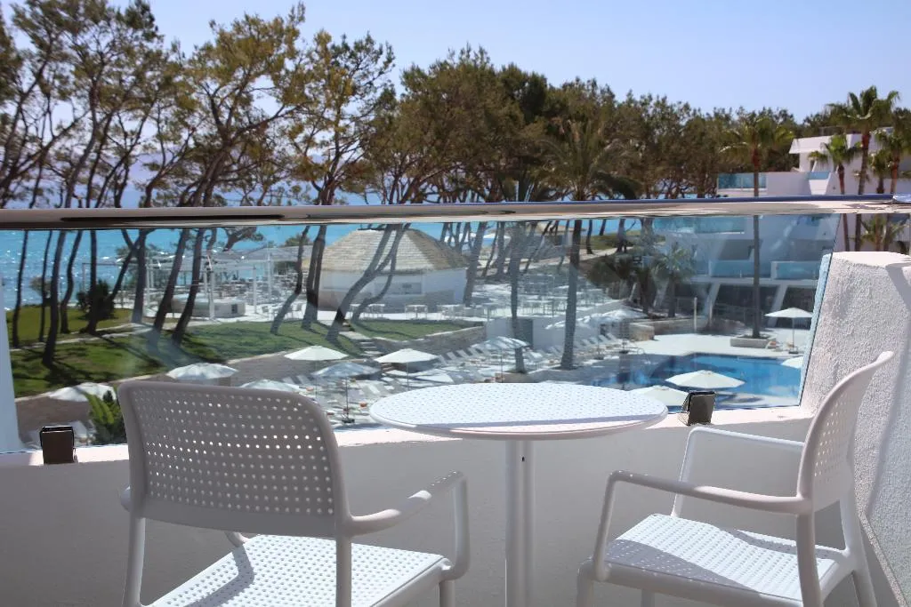 Double or Twin SIDE SEA VIEW Room, Iberostar Waves Playa de Muro, Majorca