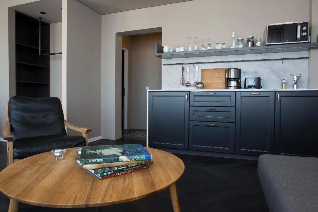 STUDIO WITH BALCONY Room, Mani Apartments, Reykjavik