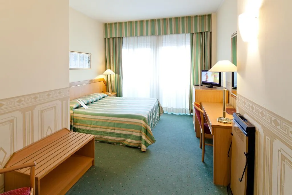 DOUBLE SUPERIOR Room, Hotel Nasco, Milan