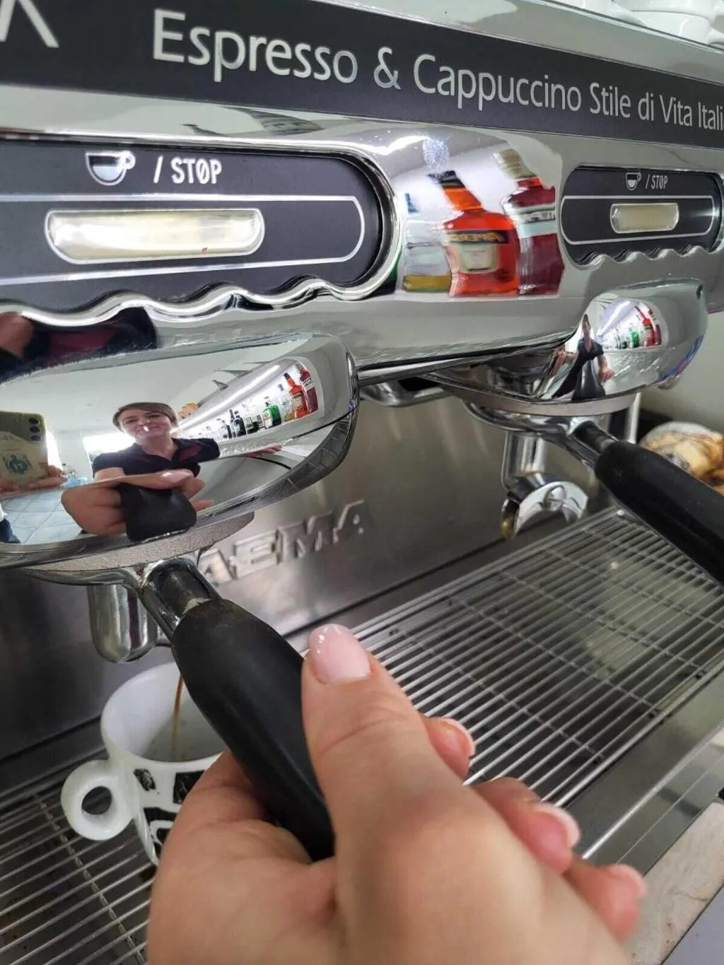 Bar, Maiuri, Naples