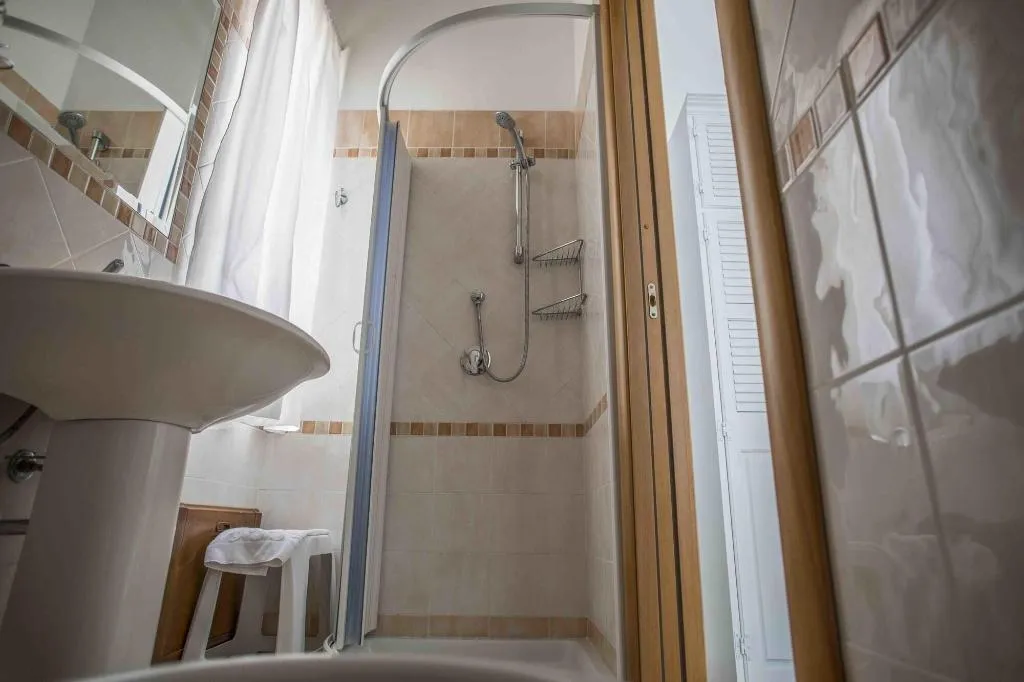 Room, B B L Approdo, Catania