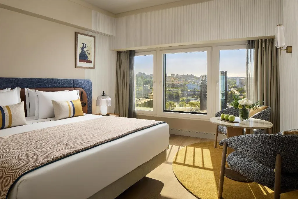 DOUBLE DELUXE Room, Tivoli Oriente Lisboa Hotel, Lisbon