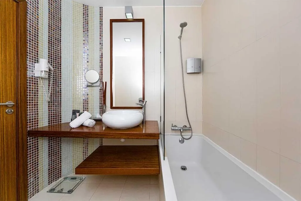 Double or Twin STANDARD Room, Aqua Pedra dos Bicos Design Beach -Adults Friendly, Algarve