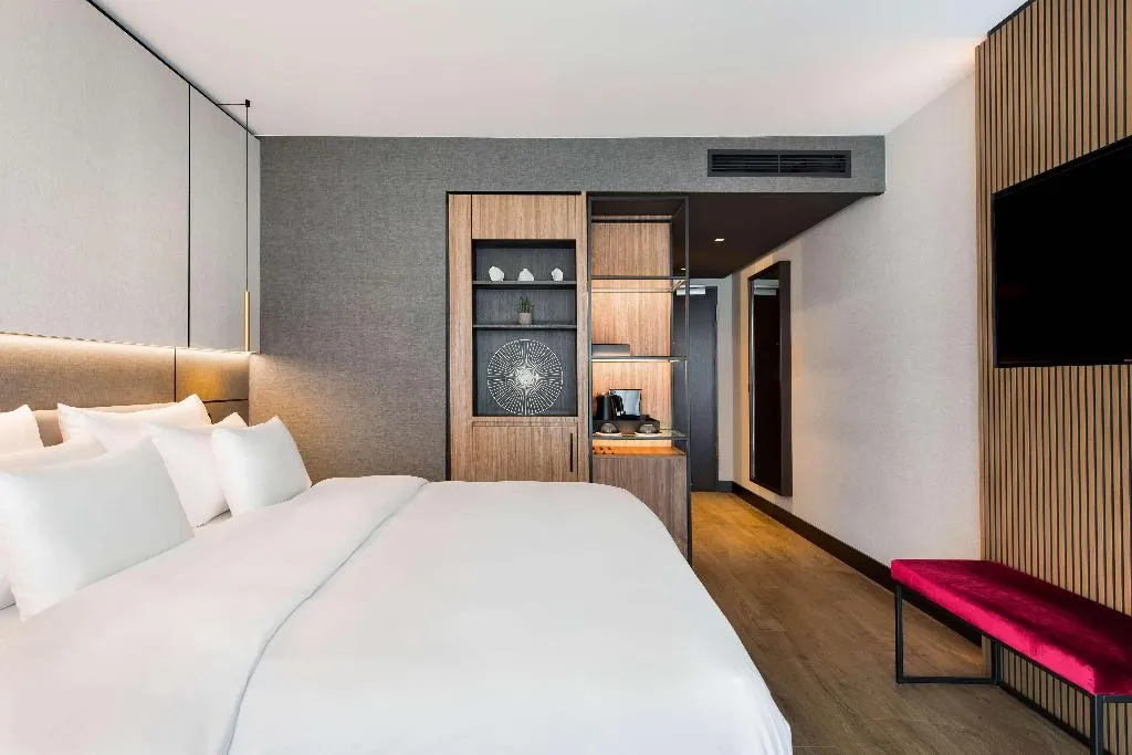 Room, Radisson Collection Hotel, Berlin, Berlin