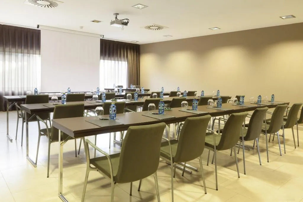 Conferences, AC Gava Mar, Barcelona