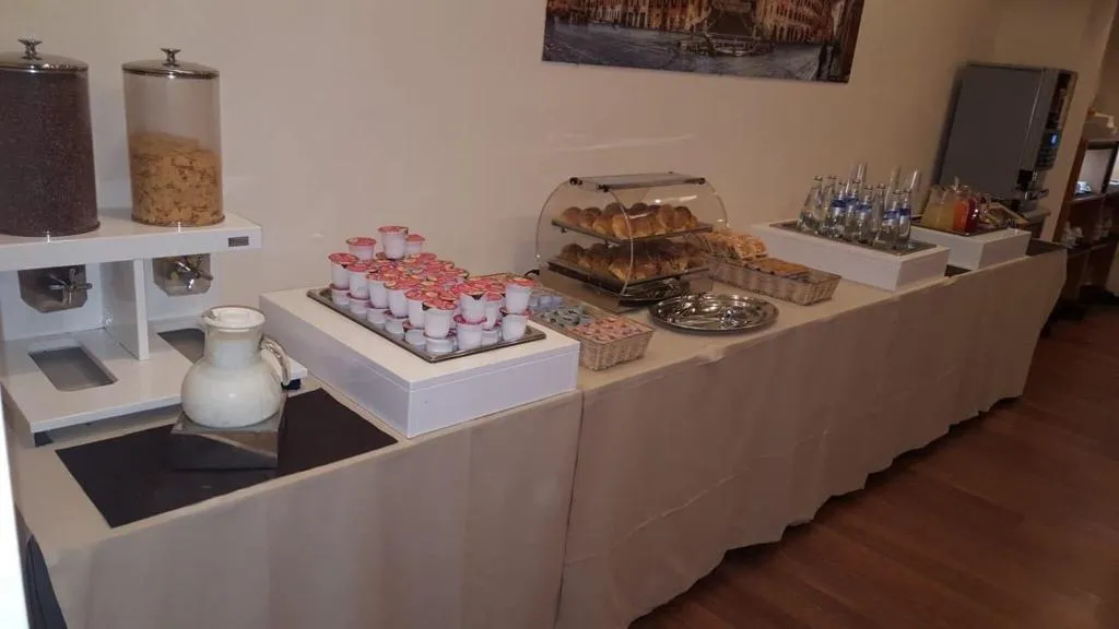 Restaurant, Hotel San Remo, Rome
