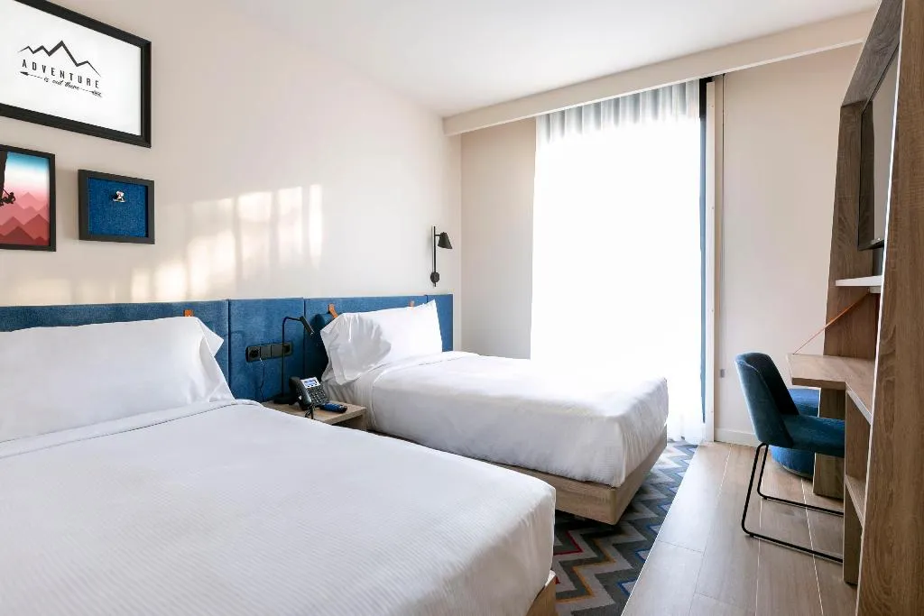 TWIN STANDARD Room, Hampton by Hilton Barcelona Fira Gran Via, Barcelona
