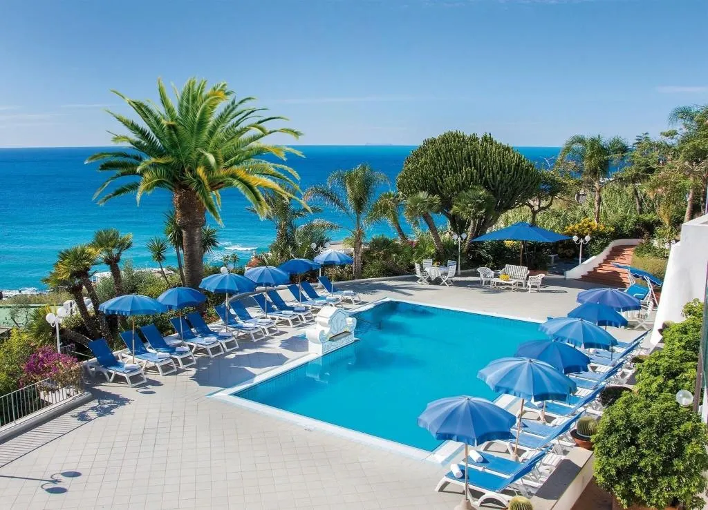 Pool, Capizzo, Naples
