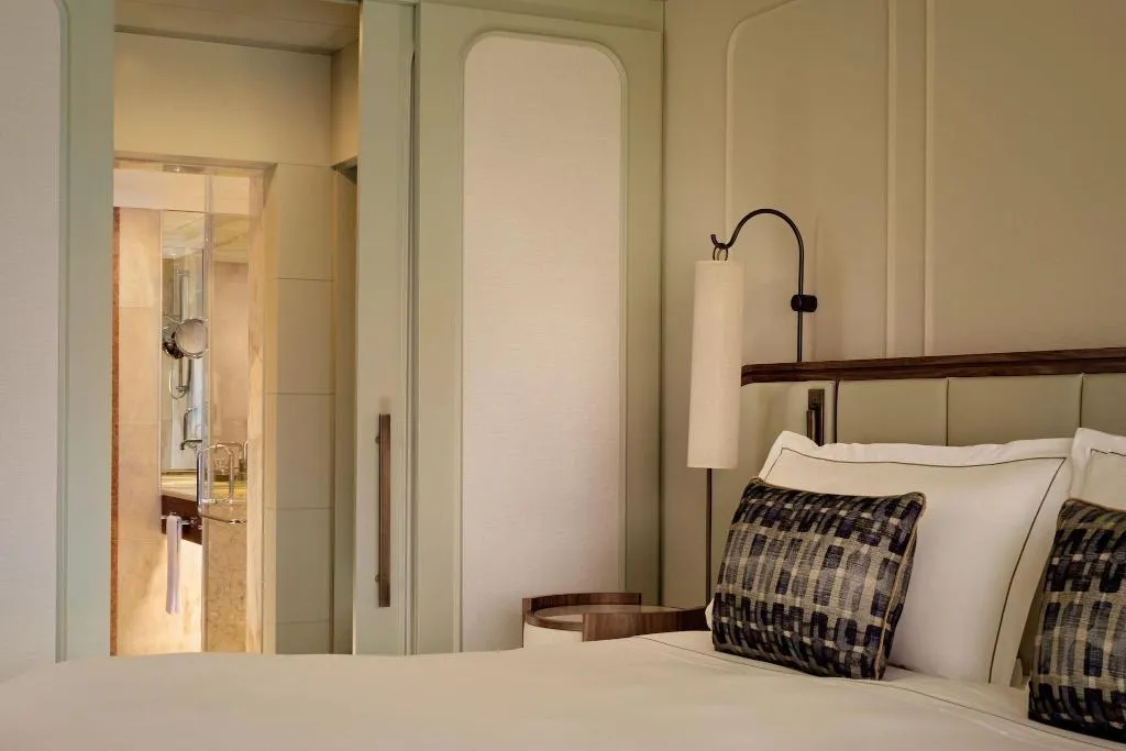 DOUBLE DELUXE KING BED Room, Penha Longa, Lisbon