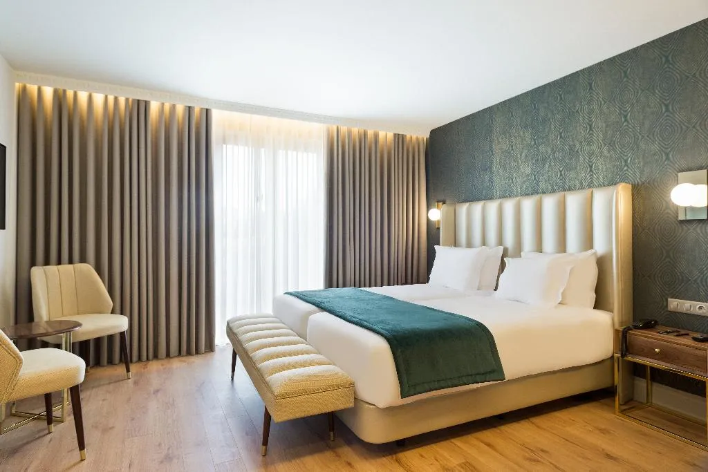 DOUBLE SUPERIOR Room, Acta The Avenue, Porto