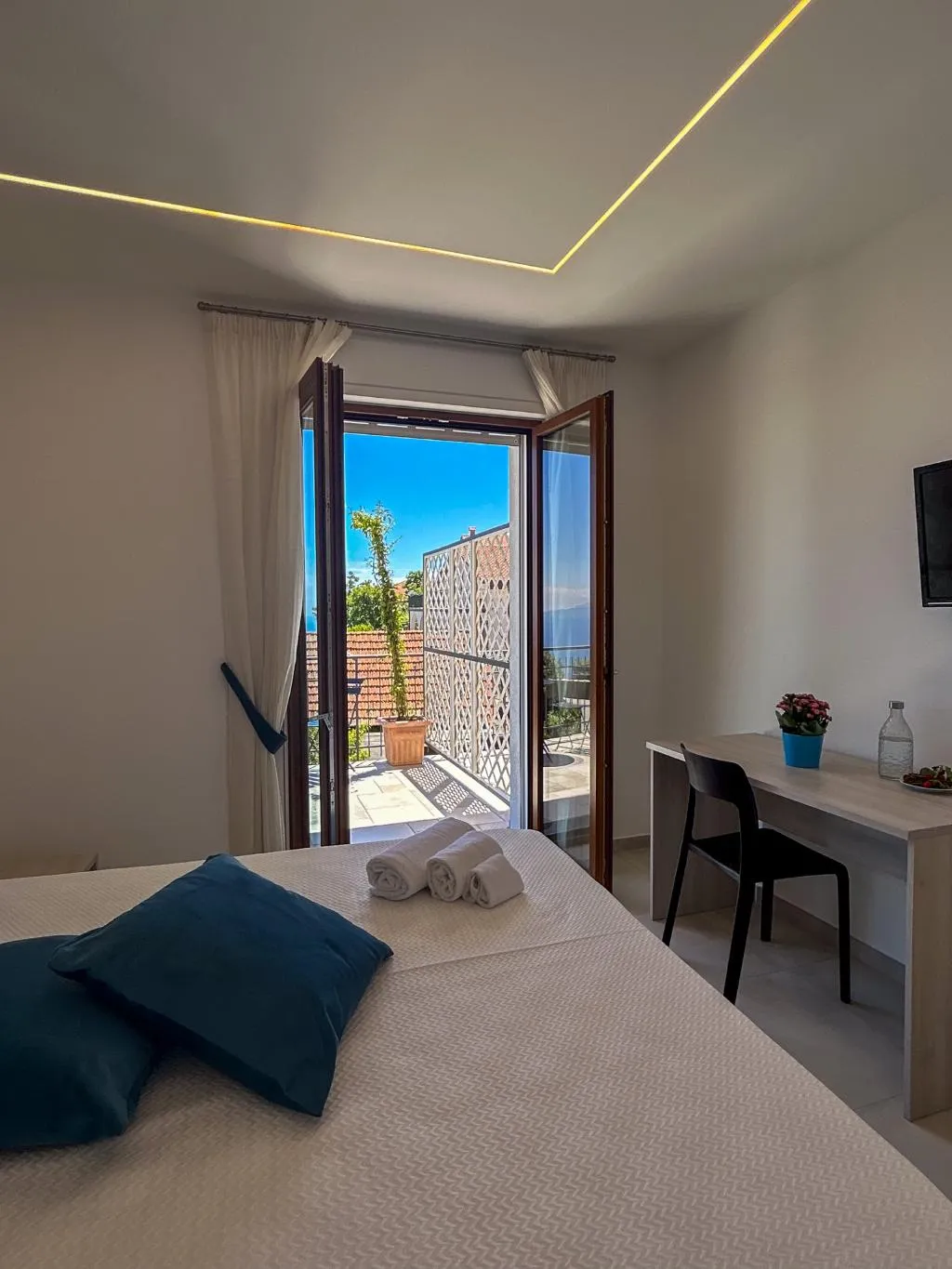 DOUBLE STANDARD Room, Casa Milly, Naples