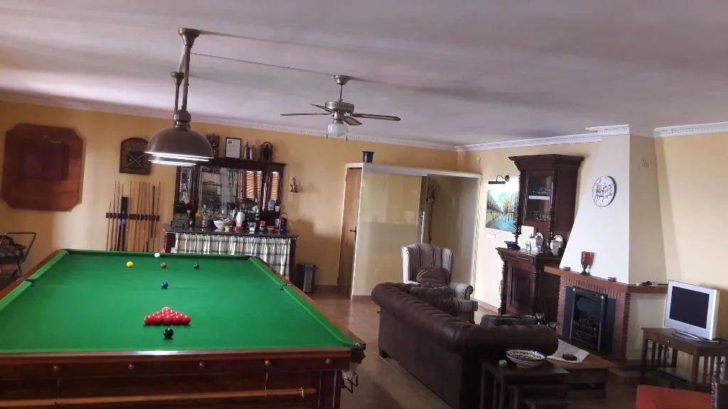 Sports and Entertainment, Casa Roble B&B, Seville
