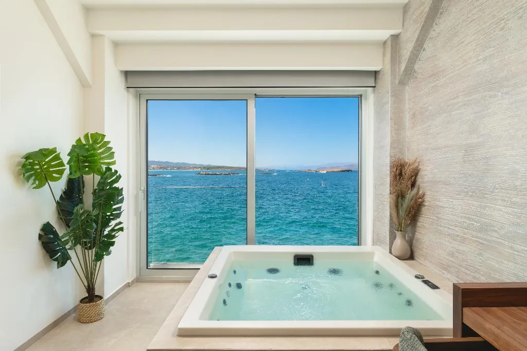 JUNIOR SUITE STANDARD Room, Elia Sea Suites, Crete