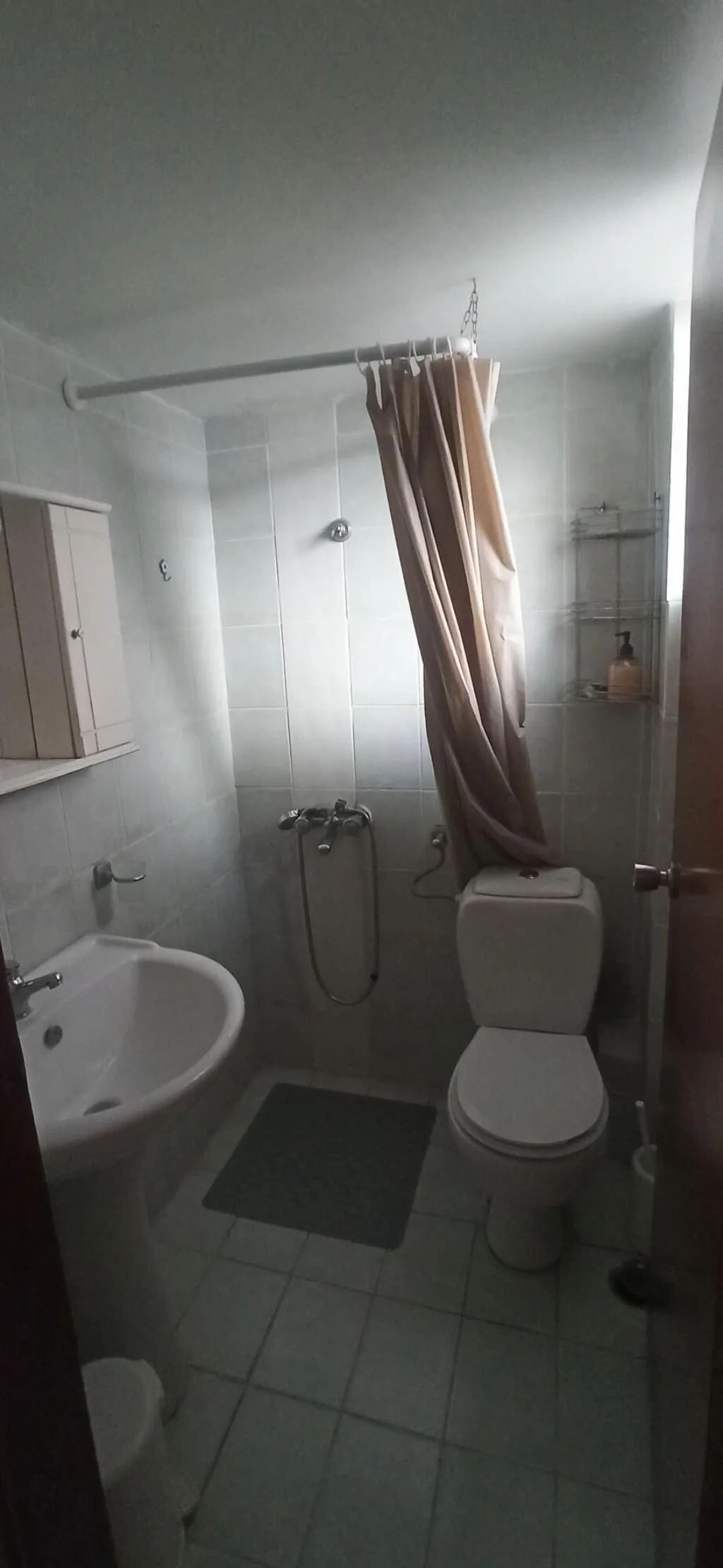 Room, Windy Place, Crete