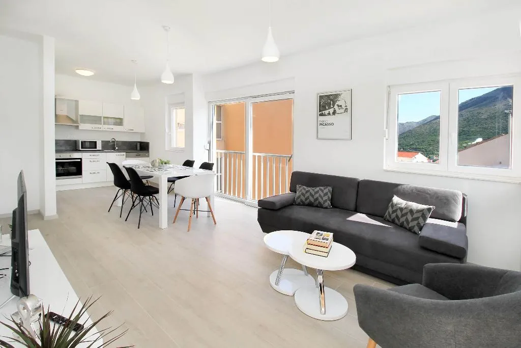 APARTMENT TWO BEDROOMS Room, Bacan Family Apartments, Dubrovnik