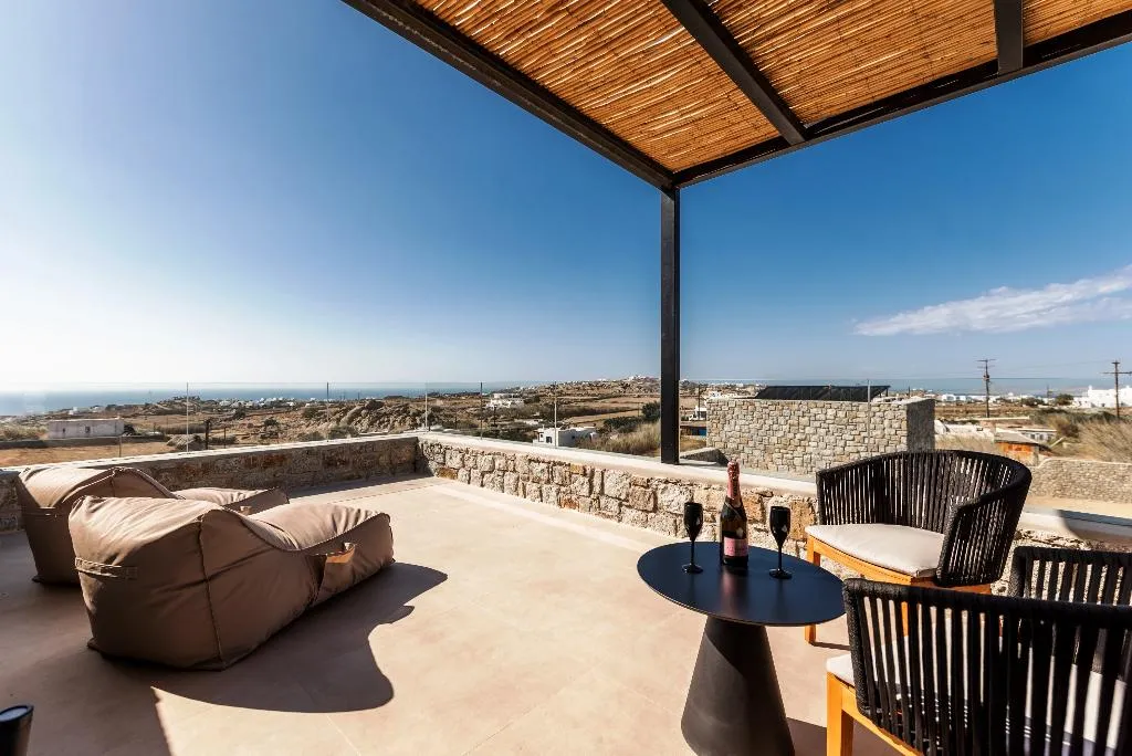 JUNIOR SUITE DELUXE WITH BALCONY Room, Evi Suites & Villas, Mykonos