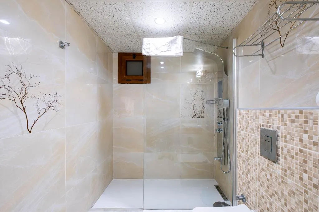 JUNIOR SUITE STANDARD Room, Hotel Bulvar, Izmir