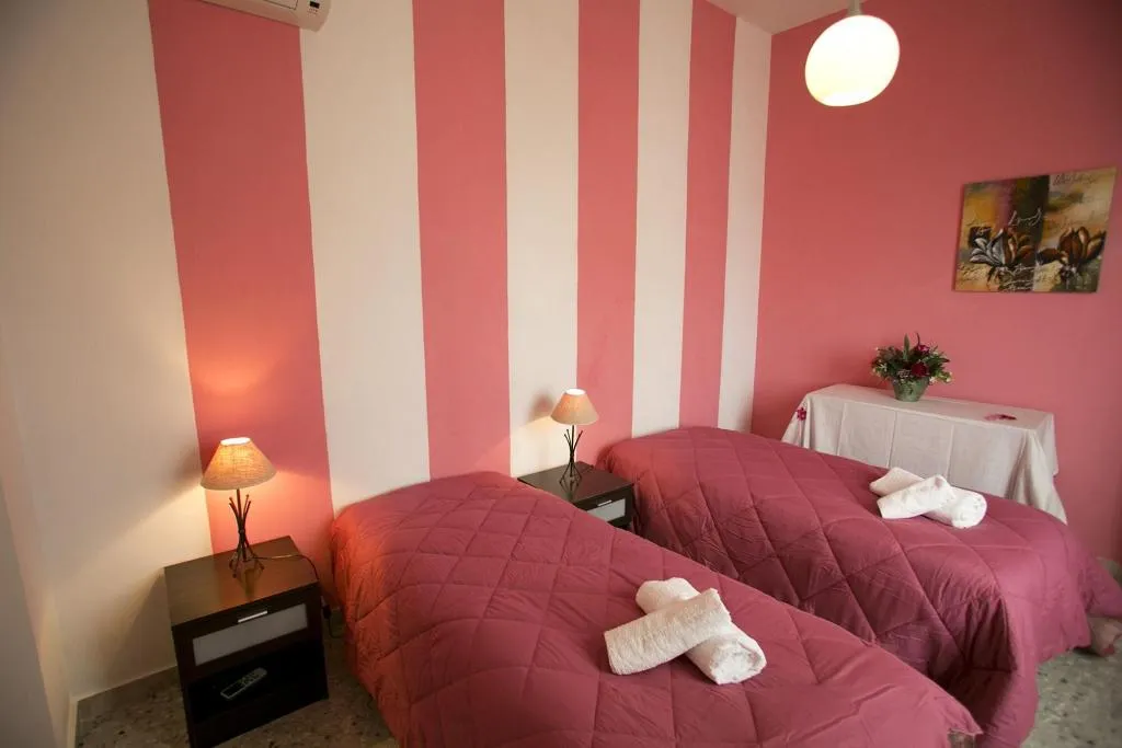 Room, Due Passi Dal Centro, Palermo