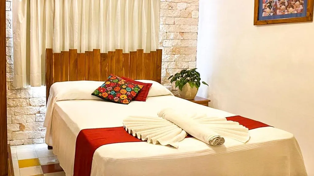 DOUBLE WITH DOUBLE BED Room, Casa Hipil, Cancun Area