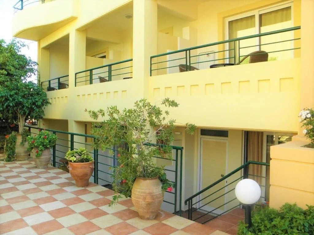 Room, Helios, Crete