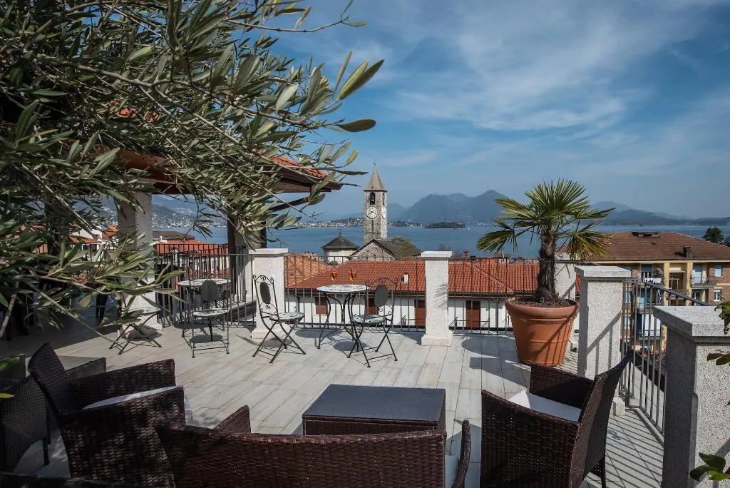 Terrace, Hotel Rosa, Milan