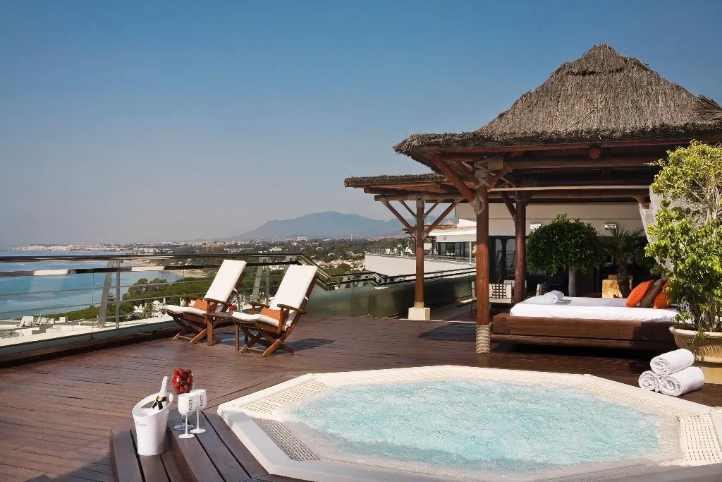 Terrace, Hotel Don Pepe Gran Meliá, Costa Del Sol
