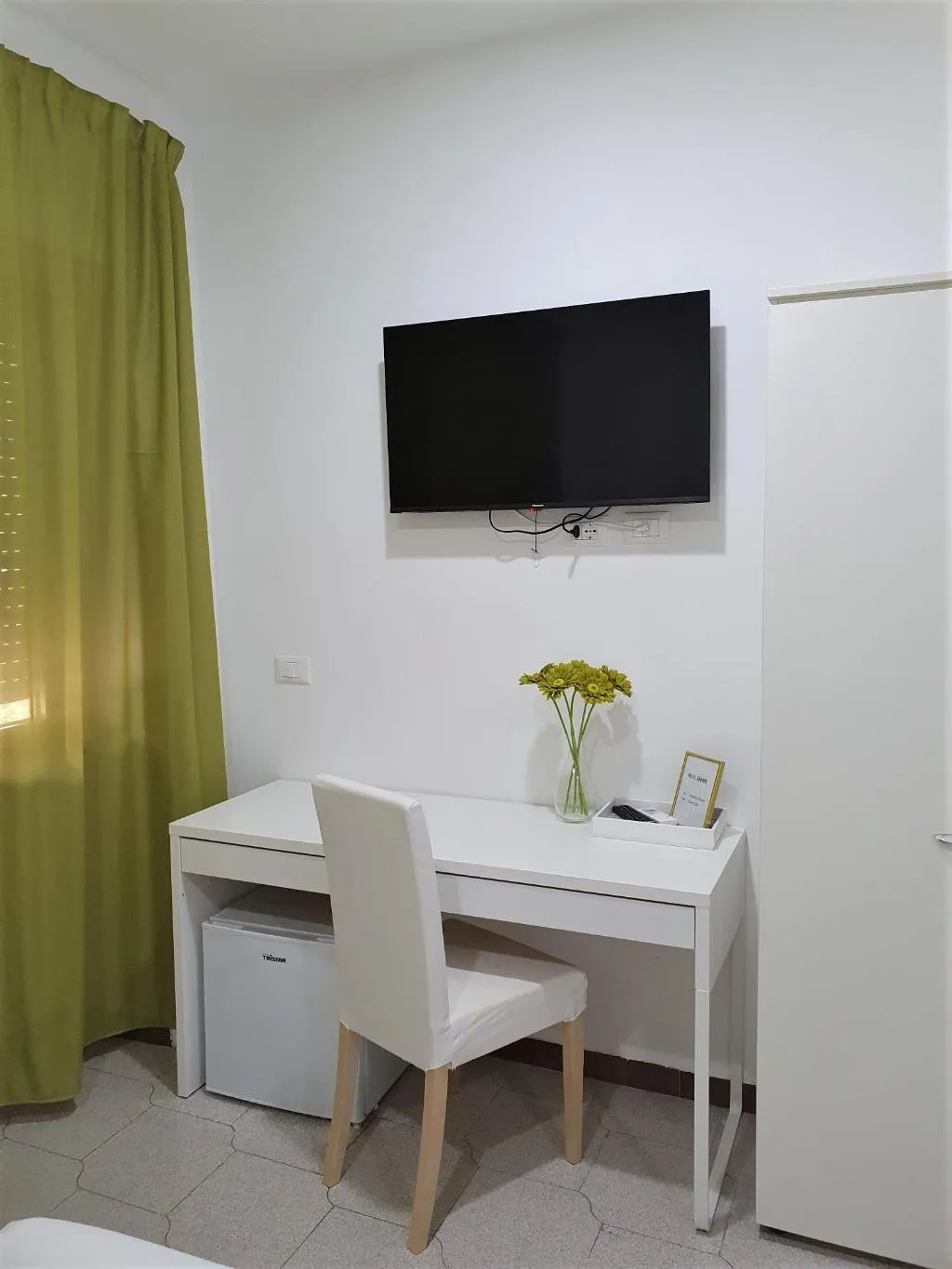 DOUBLE ONE BEDROOM ONE BATHROOM Room, Affittacamere Dianir, Rome