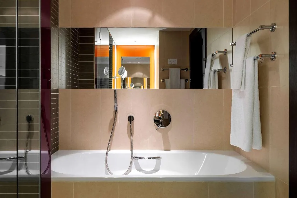 DOUBLE DELUXE Room, Vienna House by Wyndham Andel's Cracow, Krakow