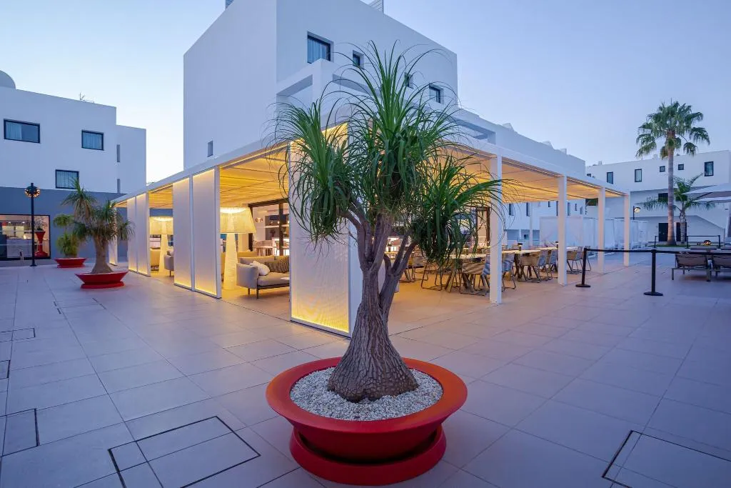 Pool, Migjorn Ibiza Suites And Spa, Ibiza