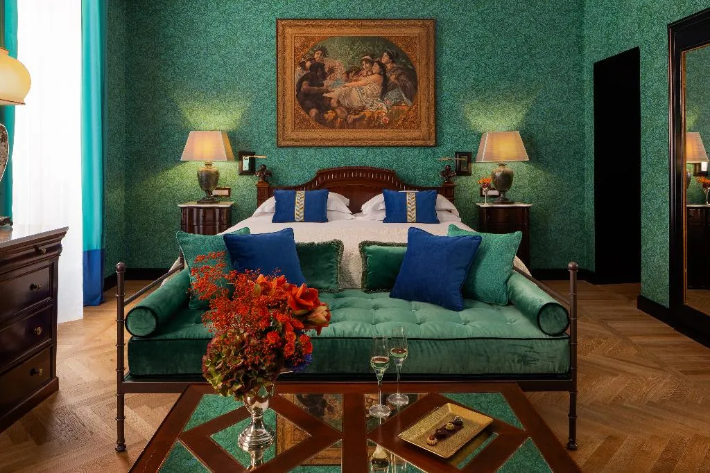 JUNIOR SUITE STANDARD Room, Hotel d'Inghilterra Roma - Starhotels Collezione, Rome