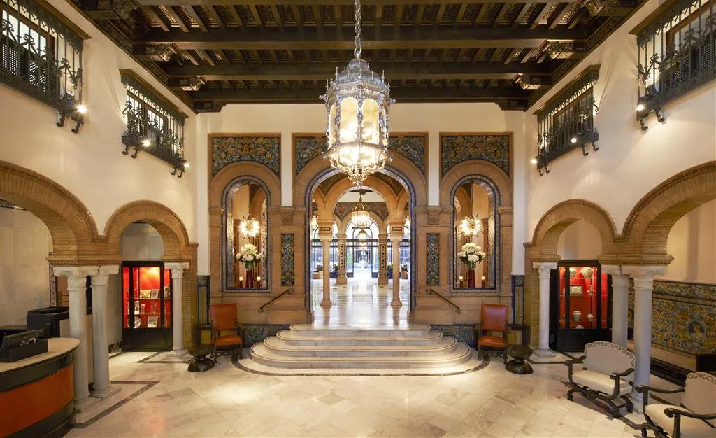 General view, Alfonso XIII, Seville