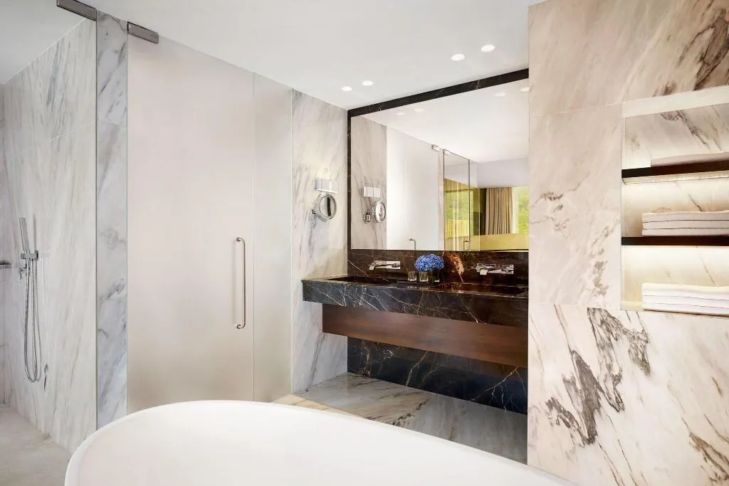 Room, Penha Longa, Lisbon