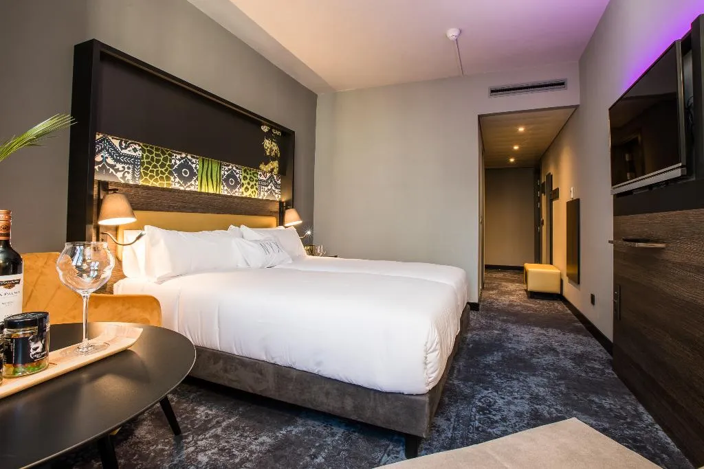 TRIPLE COMFORT Room, NYX Hotel Madrid by Leonardo Hotels, Madrid