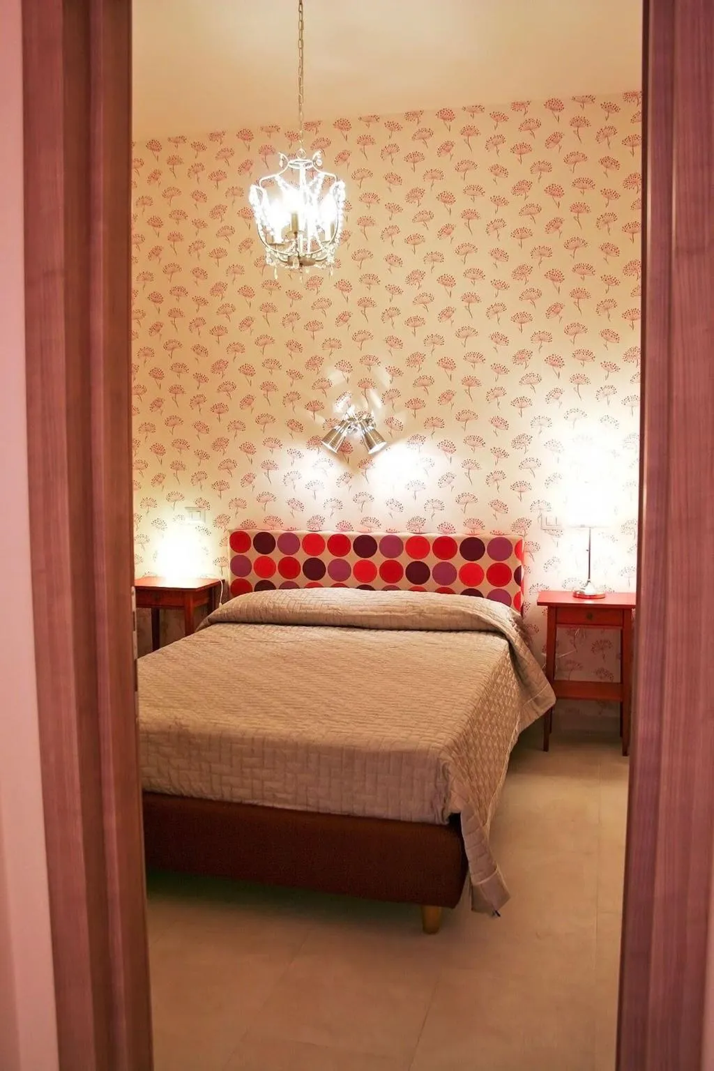 Room, City-in-hostel-B&B, Catania