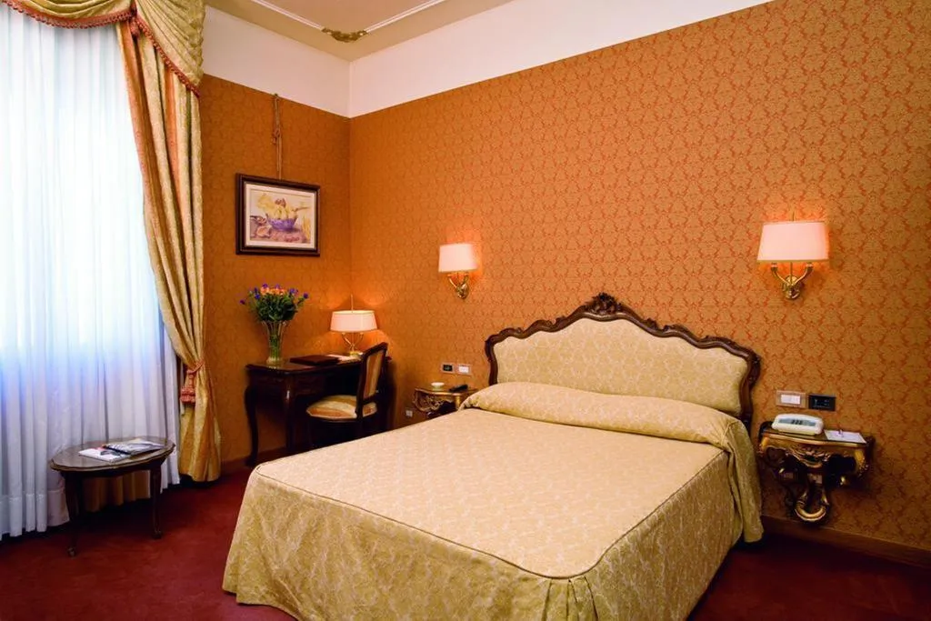 SUITE STANDARD Room, Locanda Vivaldi, Venice