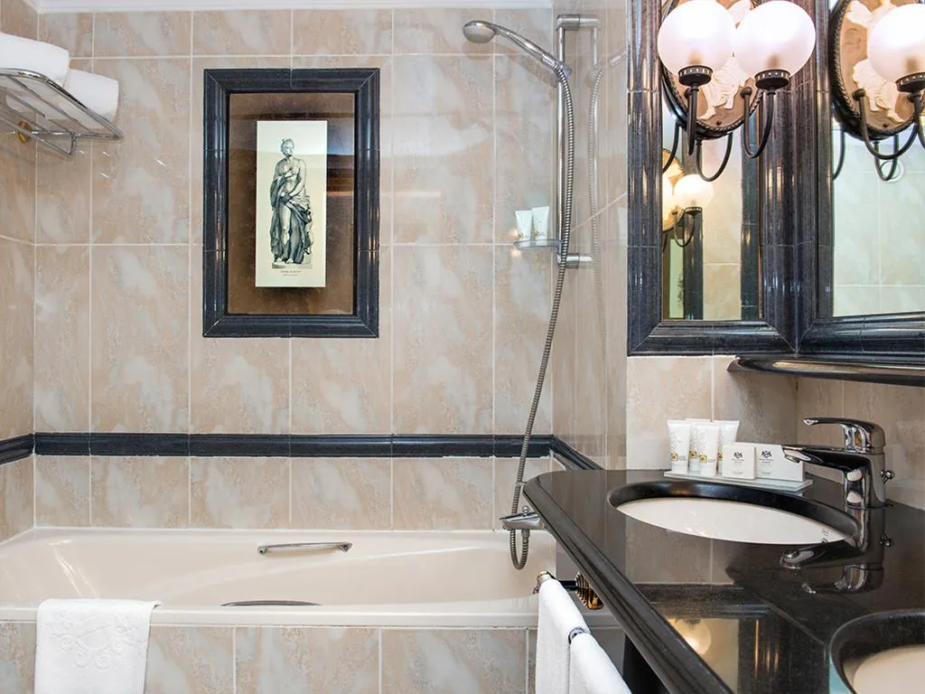 DOUBLE CLASSIC Room, Dom Pedro Lisboa, Lisbon