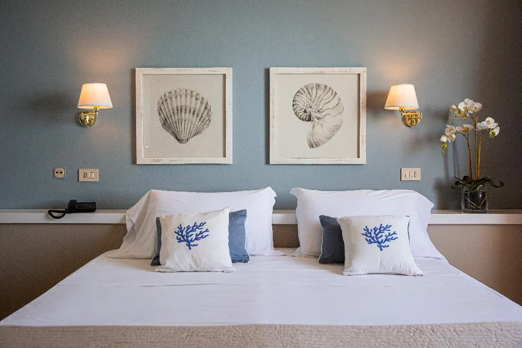 Double or Twin SEA VIEW Room, Punta Nord-Est, Palermo