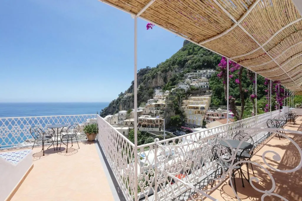 Terrace, La Bizantina, Naples