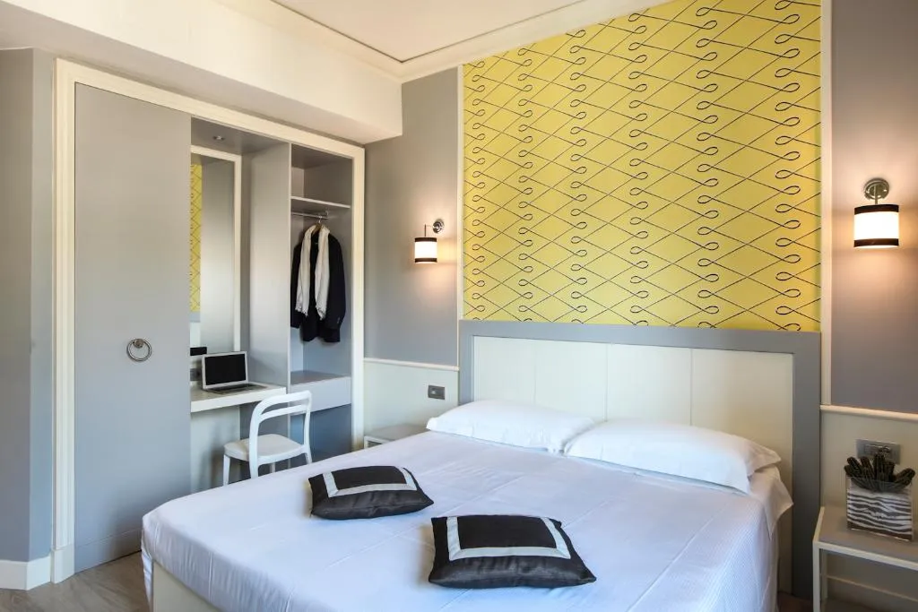 DOUBLE STANDARD Room, Golf Firenze Hotel, Florence