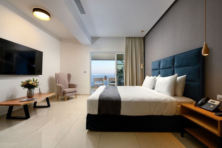 Ray Hotel, Corfu