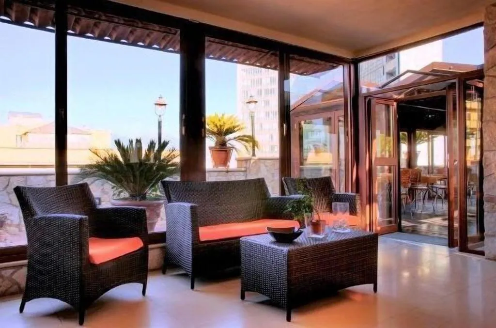 Lobby, Eden Hotel, Naples