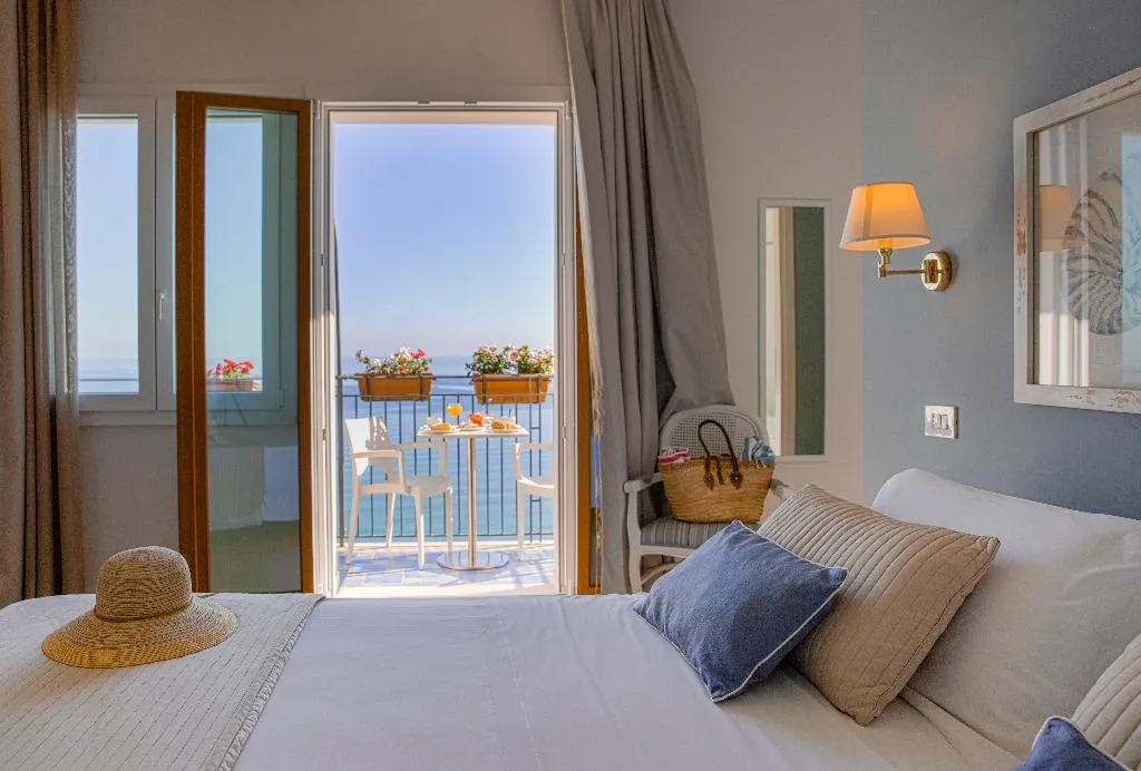DOUBLE SINGLE USE SUPERIOR SEA VIEW Room, Punta Nord-Est, Palermo