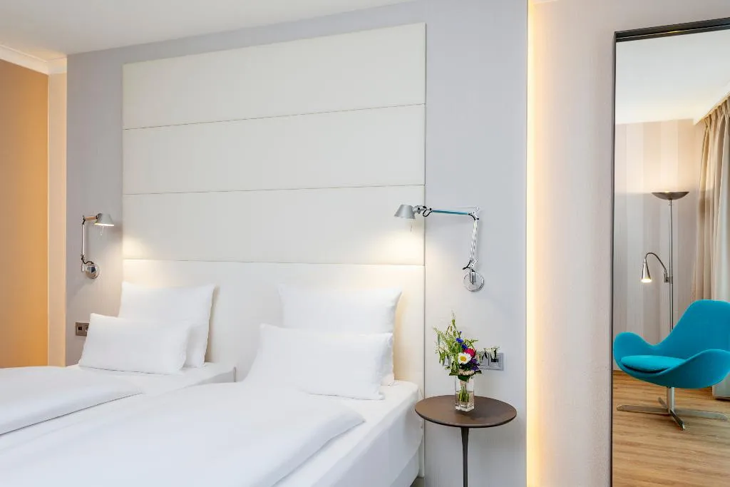 DOUBLE SINGLE USE STANDARD Room, NH Berlin Alexanderplatz, Berlin